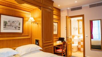 Ropa de cama de alta calidad, colchones con efecto memoria y minibar