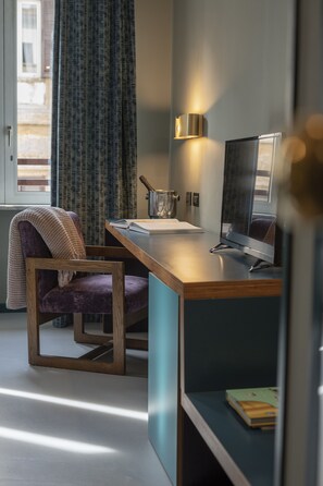 Dobbeltrom – superior | Sengetøy av topp kvalitet, minibar, safe på rommet og skrivebord