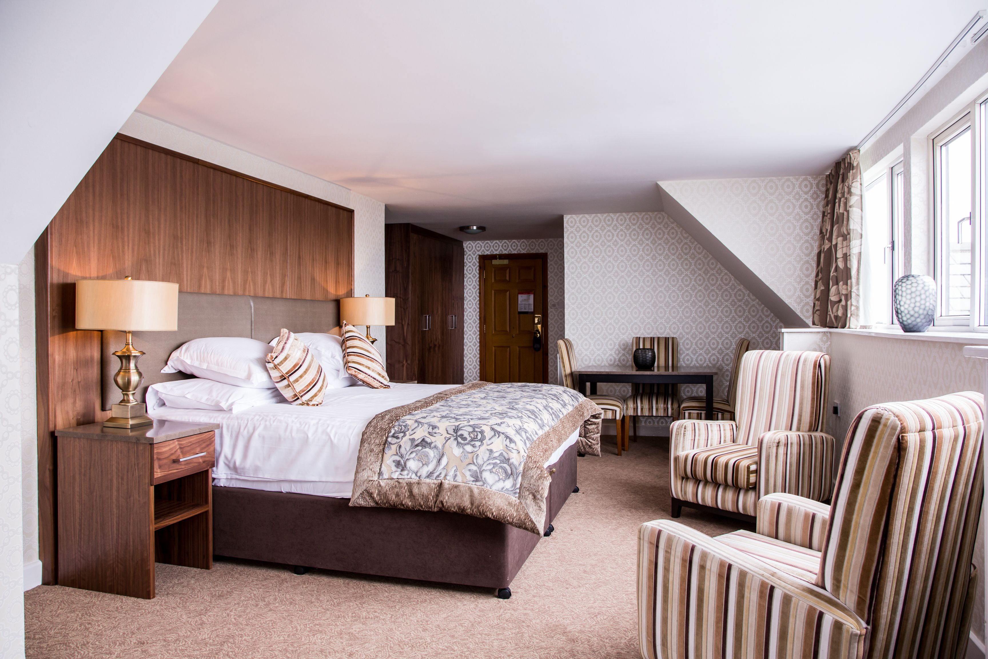 in-room safe, blackout curtains, iron/ironing board