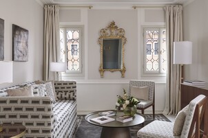 Suite, Terrace (Violino D Oro) | Living area | 55-inch flat-screen TV with satellite channels, TV, Netflix