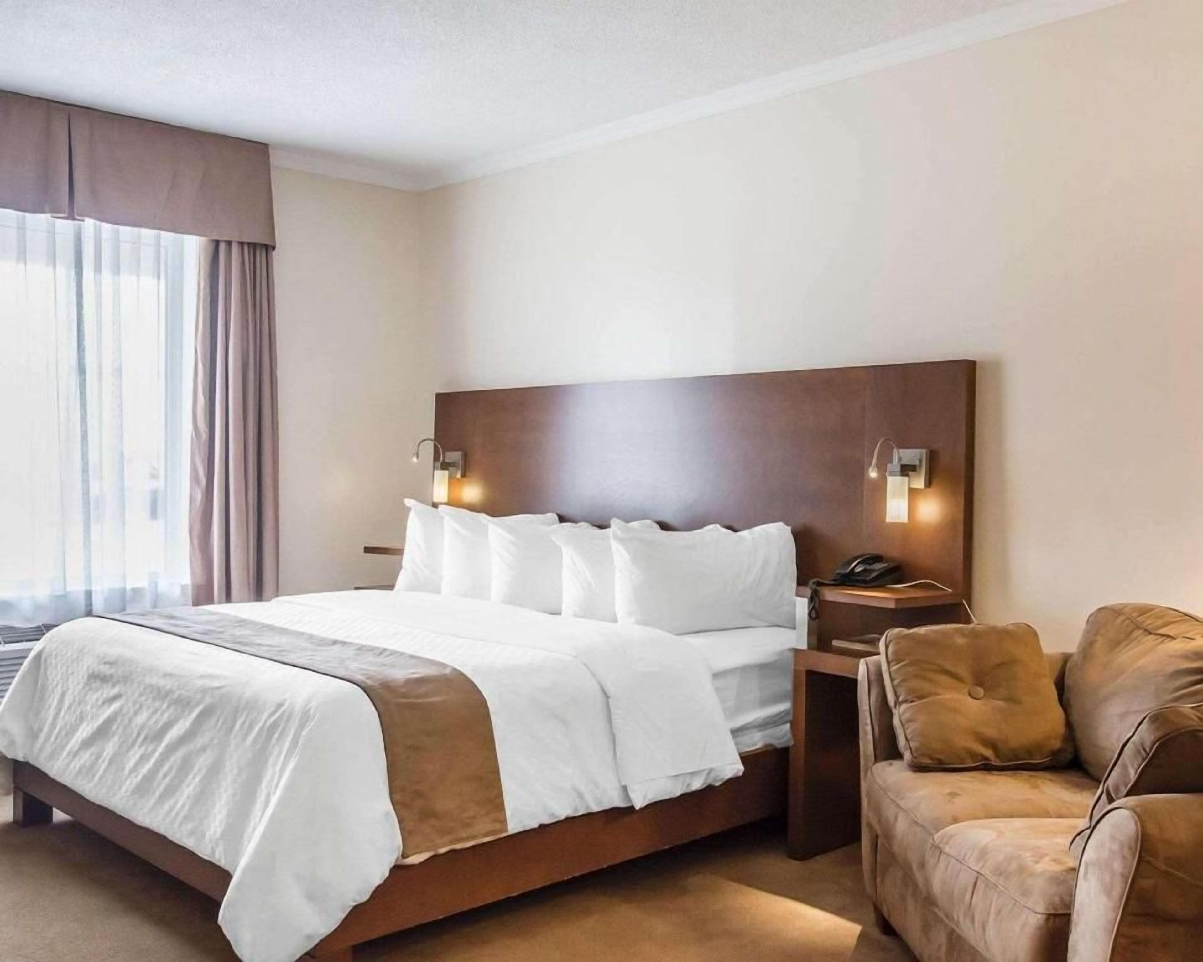 Iron/ironing board, rollaway beds, free WiFi, bed sheets