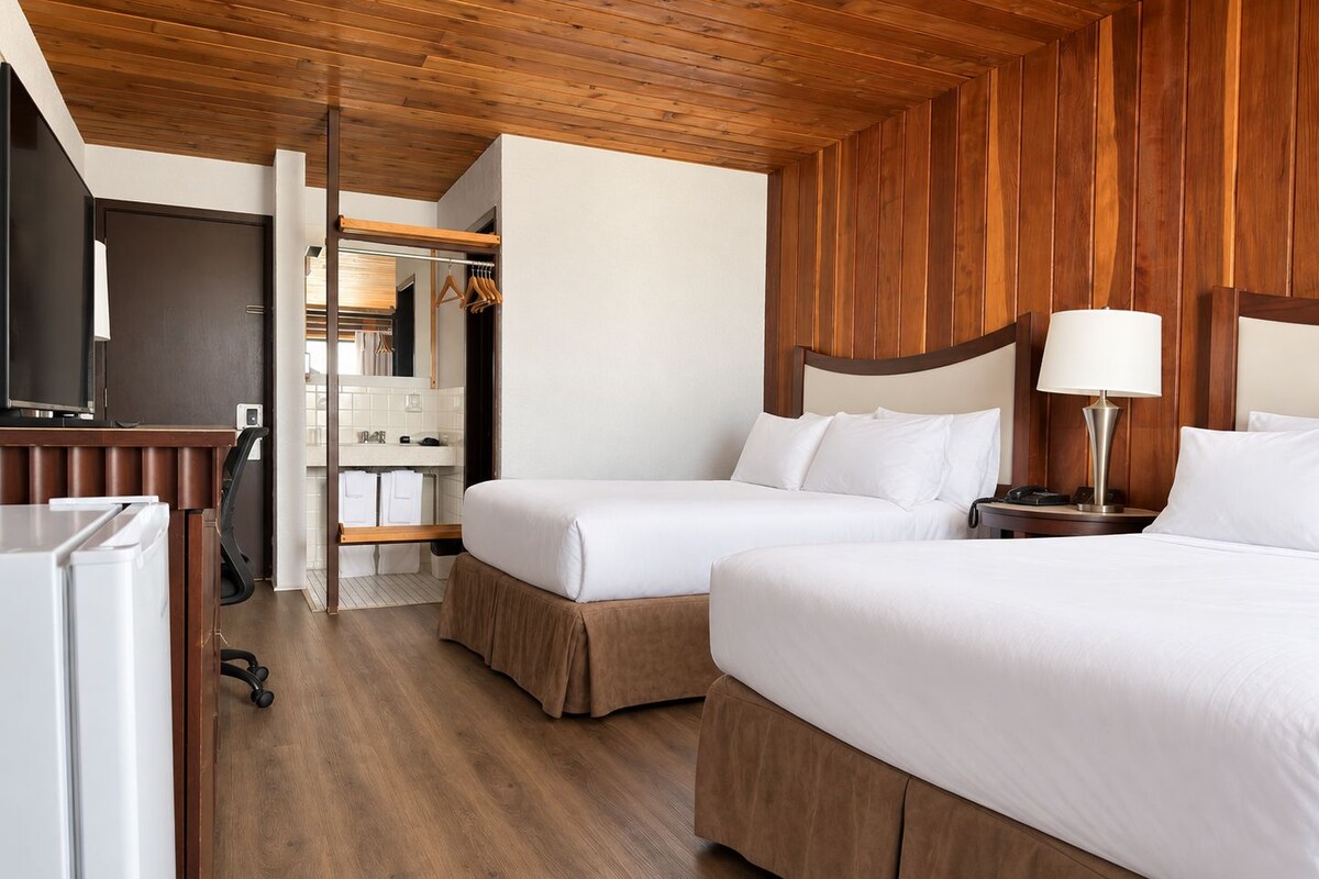 Economy Double Room | Iron/ironing board, WiFi (free), alarm clocks, bed sheets