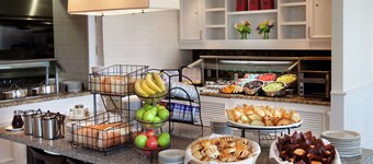 Hilton Garden Inn Montreal Airport