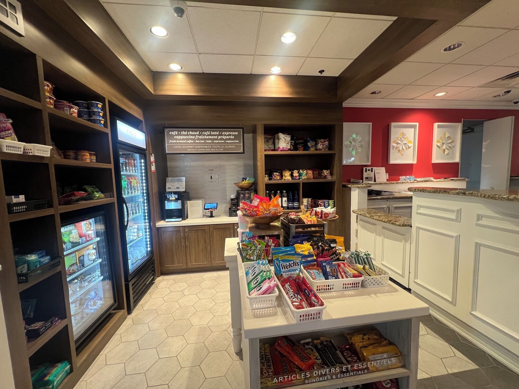Photo - Hilton Garden Inn Montreal Airport
