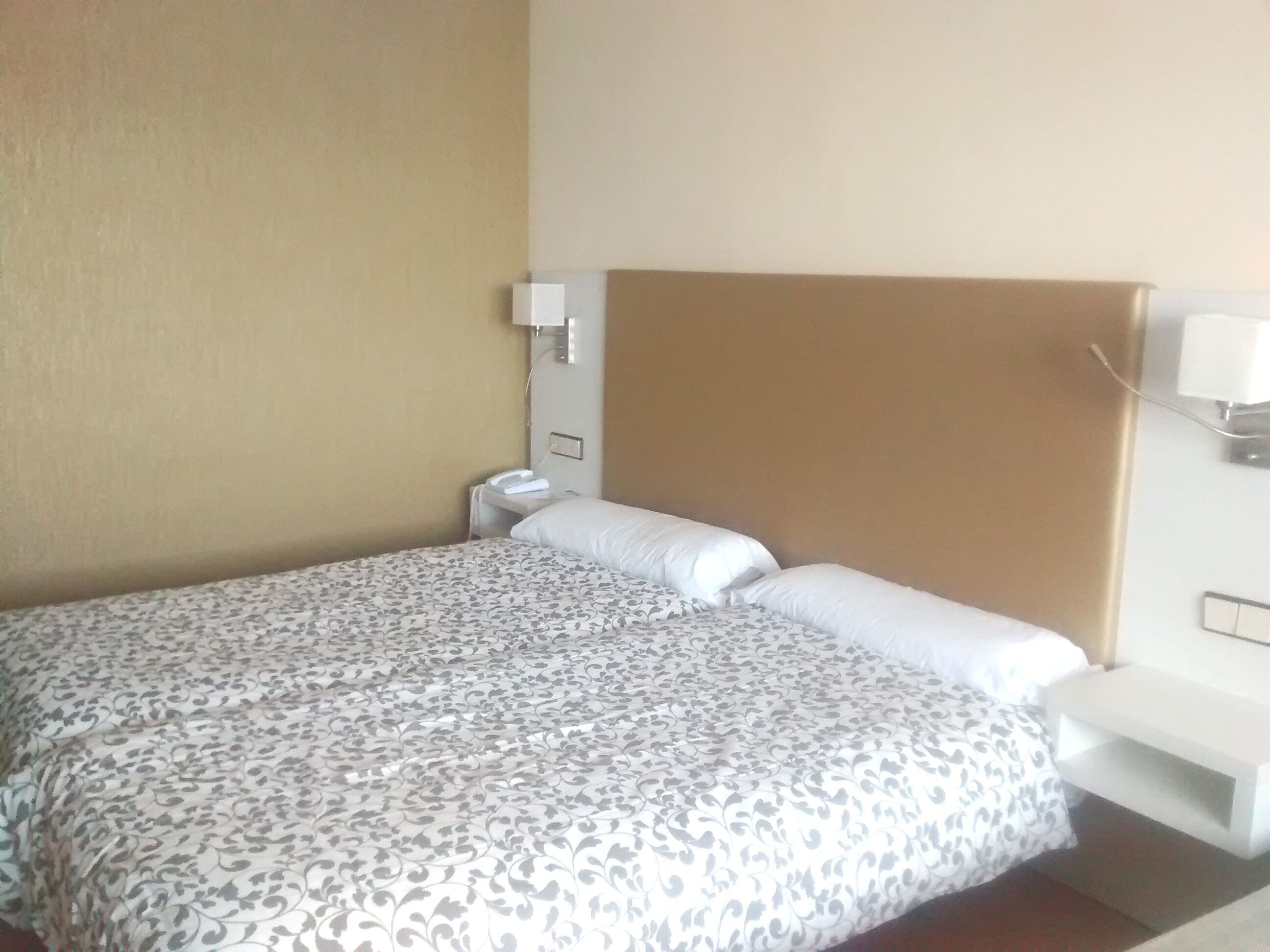 Biancheria da letto di alta qualità, minibar, una cassaforte in camera