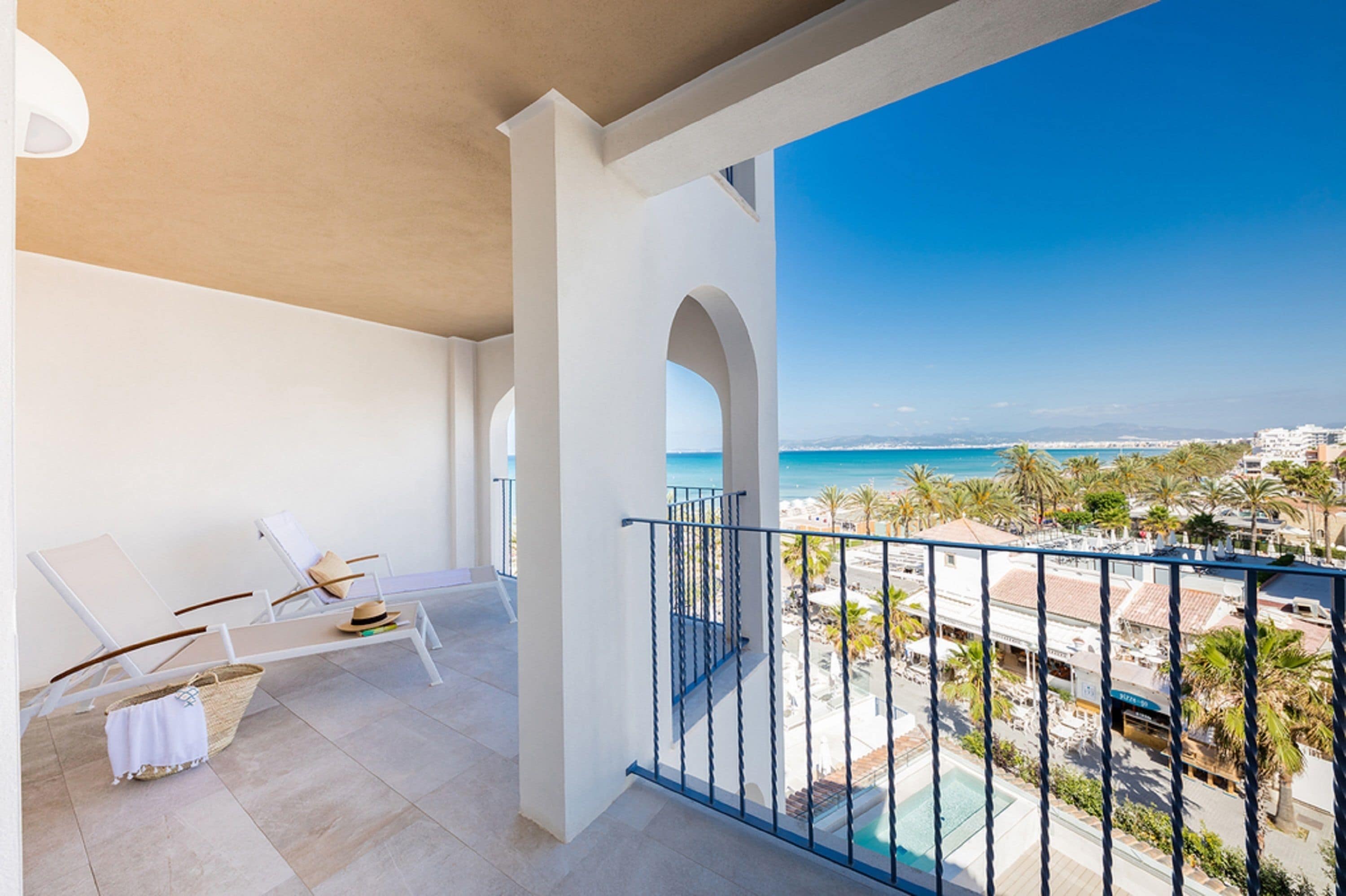 Suite Junior, balcon, vue mer | Balcon