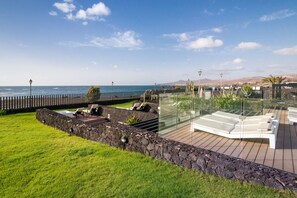 Sundeck