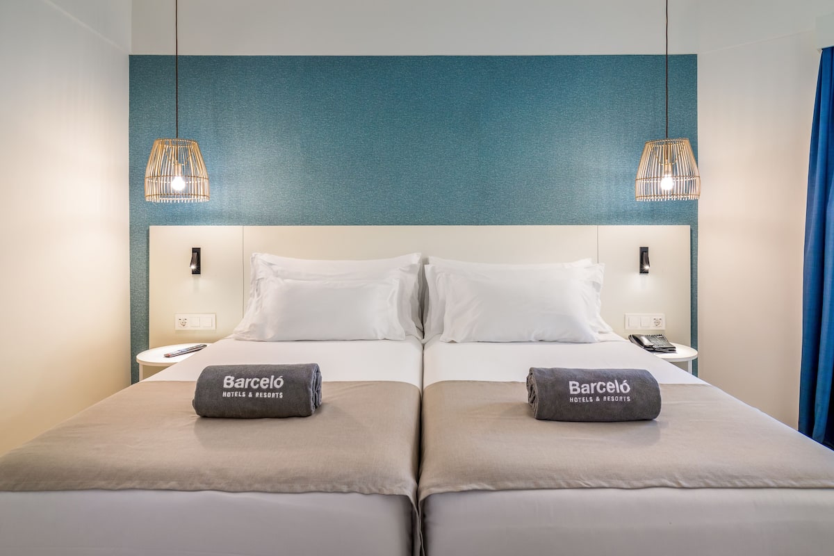 in-room safe, free cots/infant beds, free wifi, bed sheets