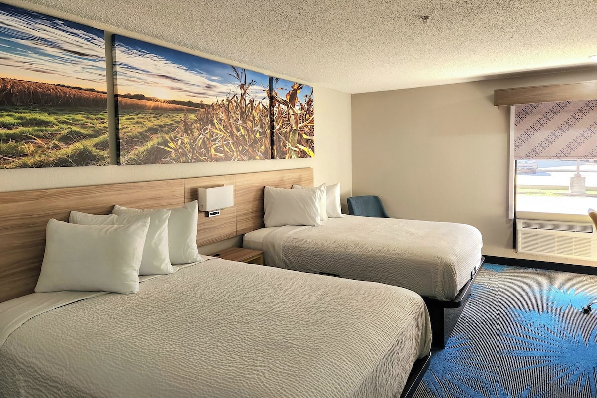 Standard Room, 2 Queen Beds | Desk, iron/ironing board, free cribs/infant beds, rollaway beds