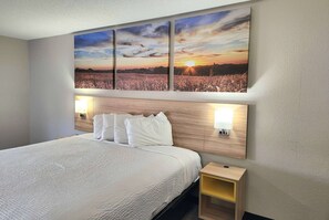 Studio Suite, 1 King Bed, Non Smoking | Desk, iron/ironing board, free cribs/infant beds, rollaway beds - Days Inn & Suites by Wyndham New Iberia (New Iberia)