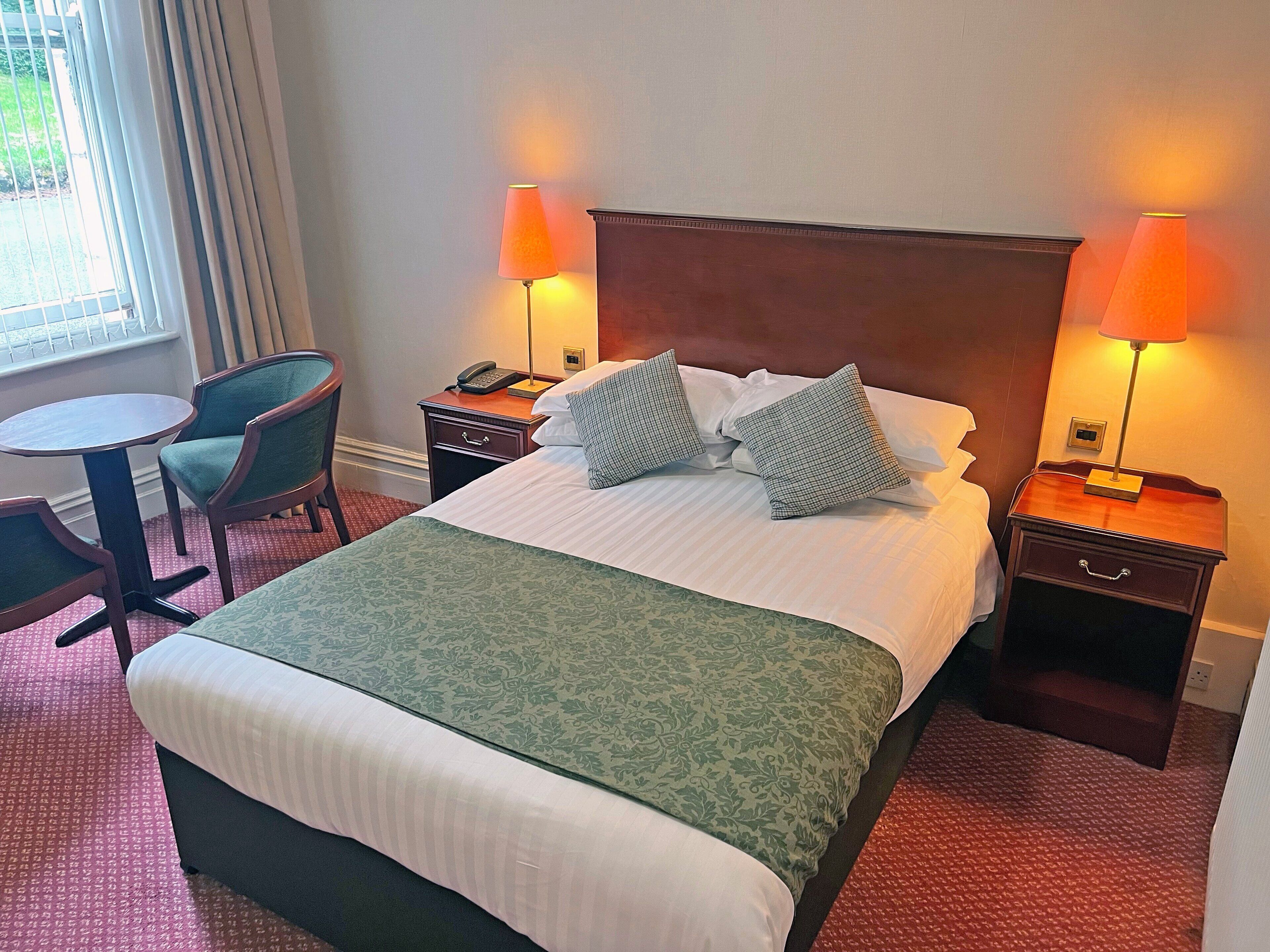 Desk, iron/ironing board, free WiFi, bed sheets