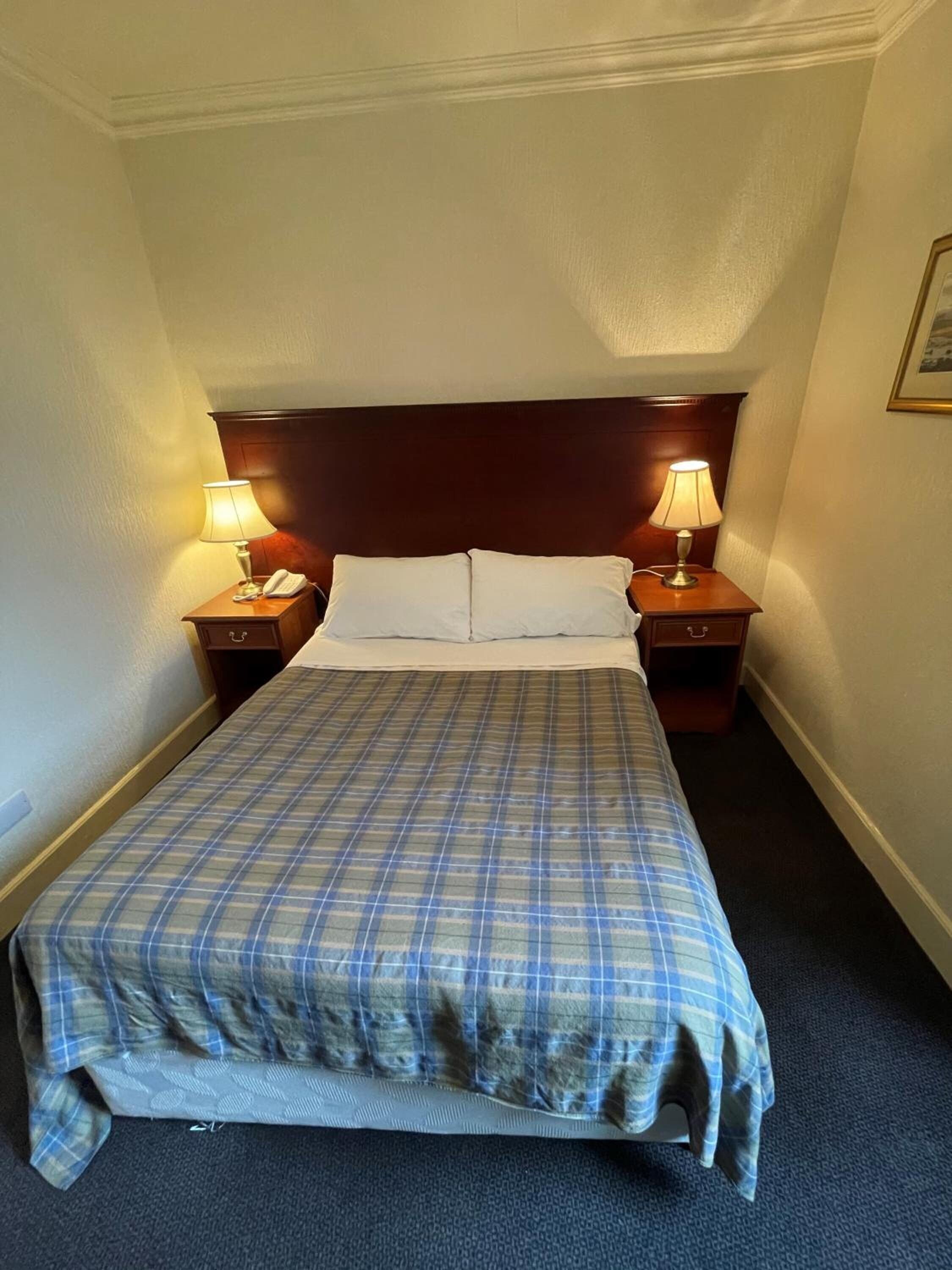 In-room safe, desk, iron/ironing board, free WiFi