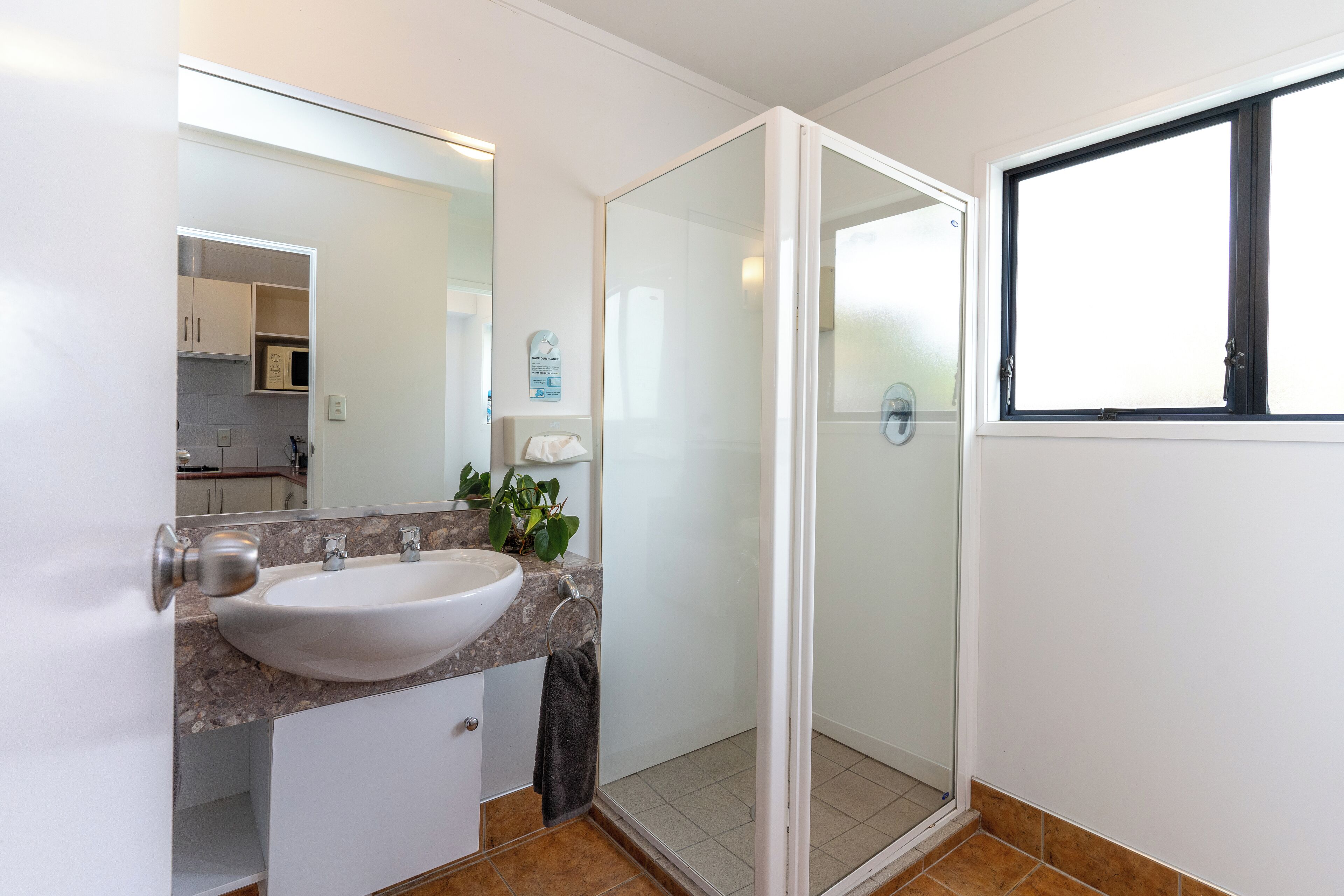 Premium bedding, iron/ironing board, free WiFi, bed sheets