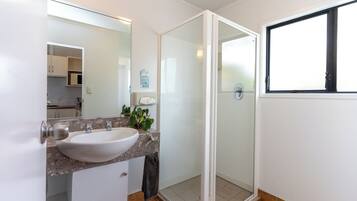 Premium bedding, iron/ironing board, free WiFi, bed sheets