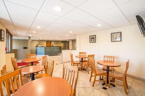 Free buffet breakfast
