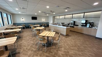 Sarapan penuh setiap hari dengan fi