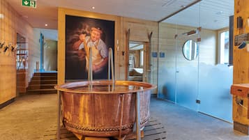 Sauna, hot tub, steam room, deep-tissue massages, Swedish massages