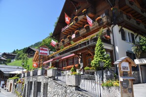 Entrée de l’hébergement