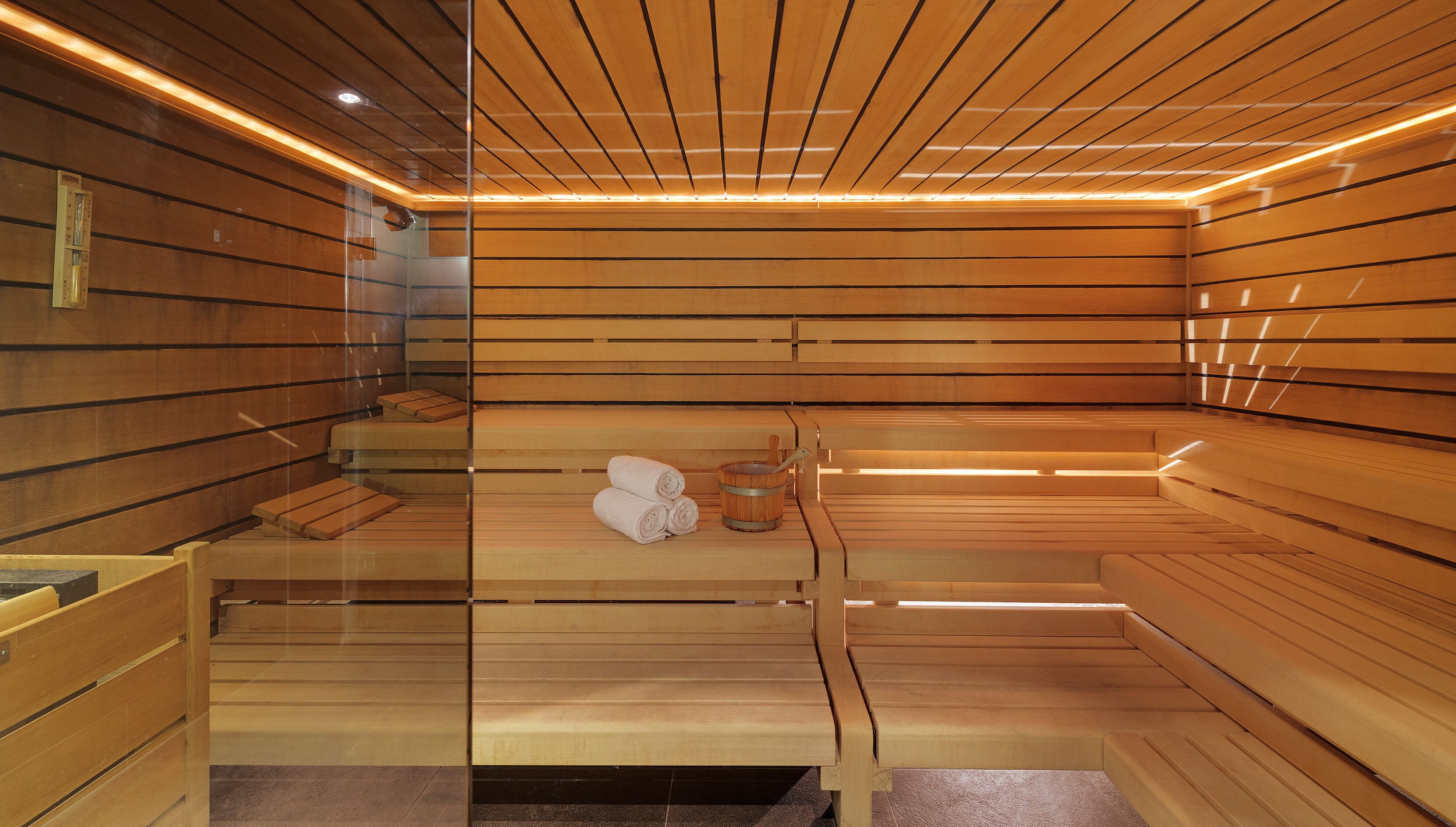 sauna, body treatments, thai massages, body wraps, facials, reflexology