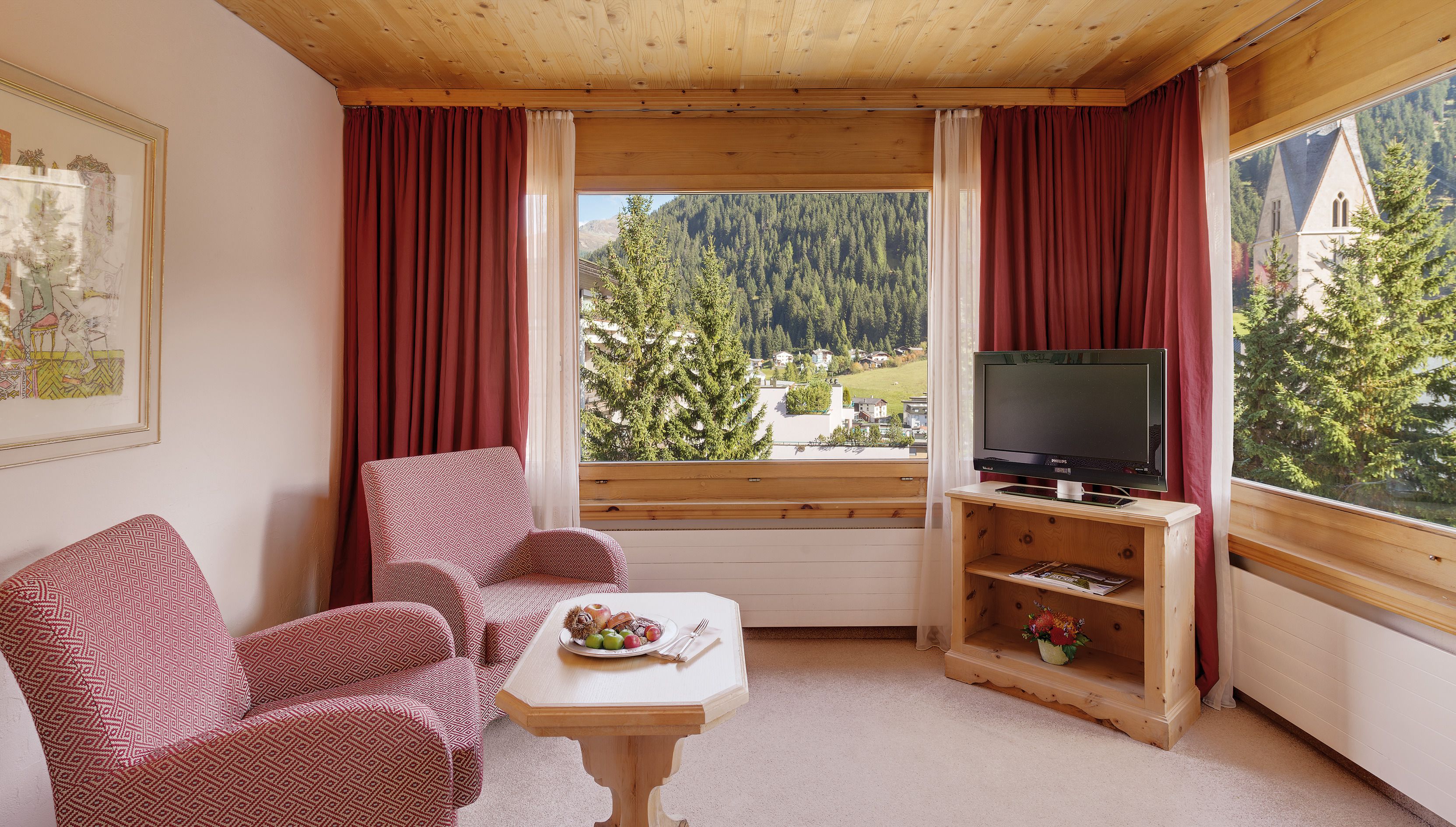 superior double room | hypo-allergenic bedding, minibar, in-room safe, desk