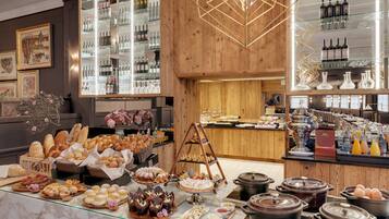 Frokostbuffé hver dag (CHF 35 per person)