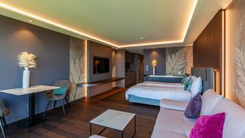 Minibar, in-room safe, desk, blackout curtains