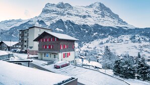 Room - Jungfrau Lodge Swiss Mountain (Grindelwald)