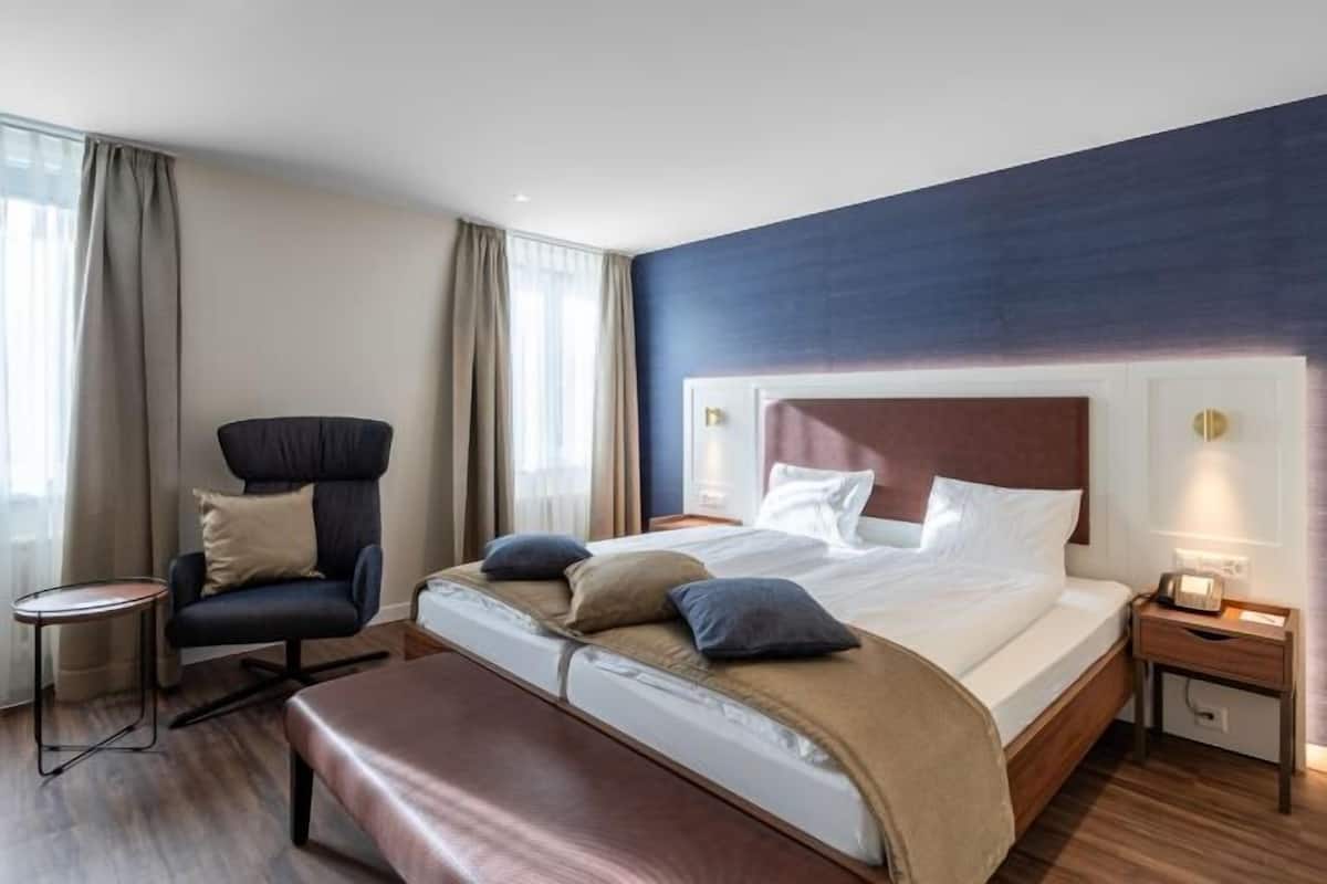 1 bedroom, minibar, in-room safe, individually decorated