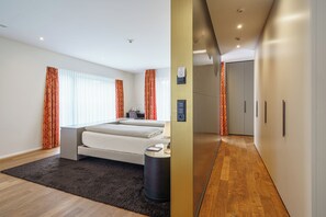 1 habitación y caja de seguridad en la habitación 