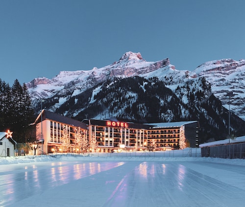 The Glacier Hotel (ex Eurotel Victoria)