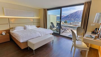 Panorama Double Room, Balcony | Minibar, in-room safe, desk, iron/ironing board