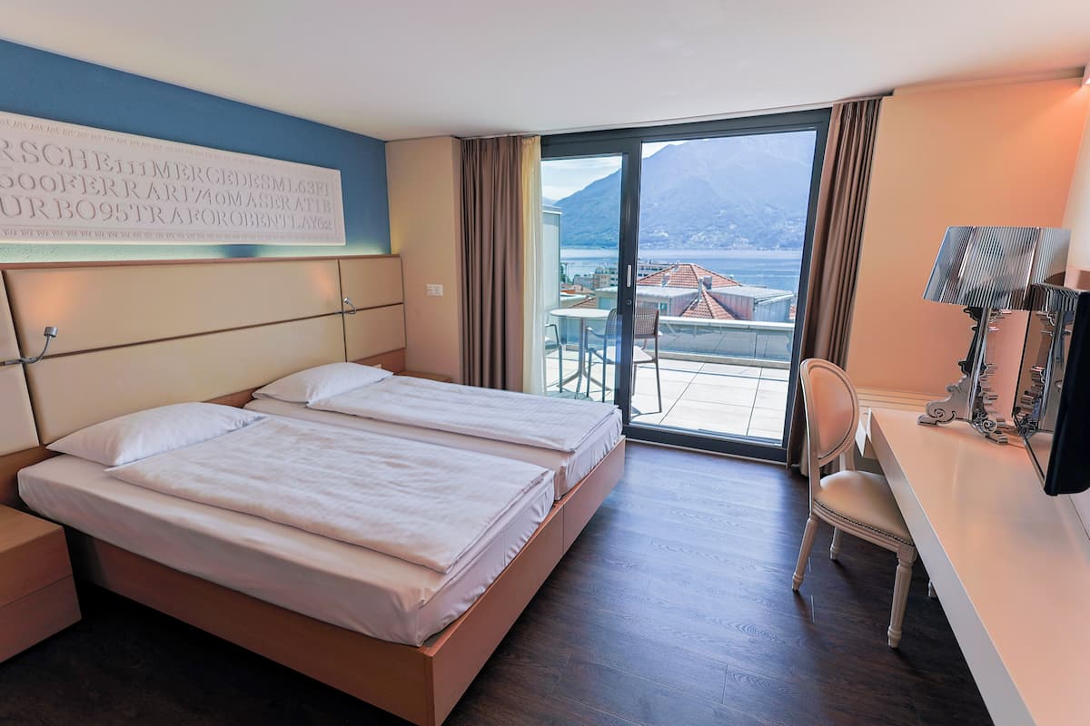 Junior Suite Top Floor, Balcony