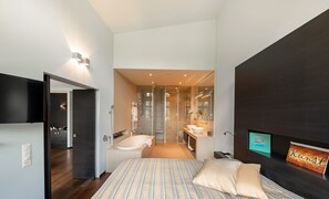Roof Spa Suite | Hypo-allergenic bedding, minibar, in-room safe, individually decorated - Lenkerhof Gourmet Spa Resort (Lenk)