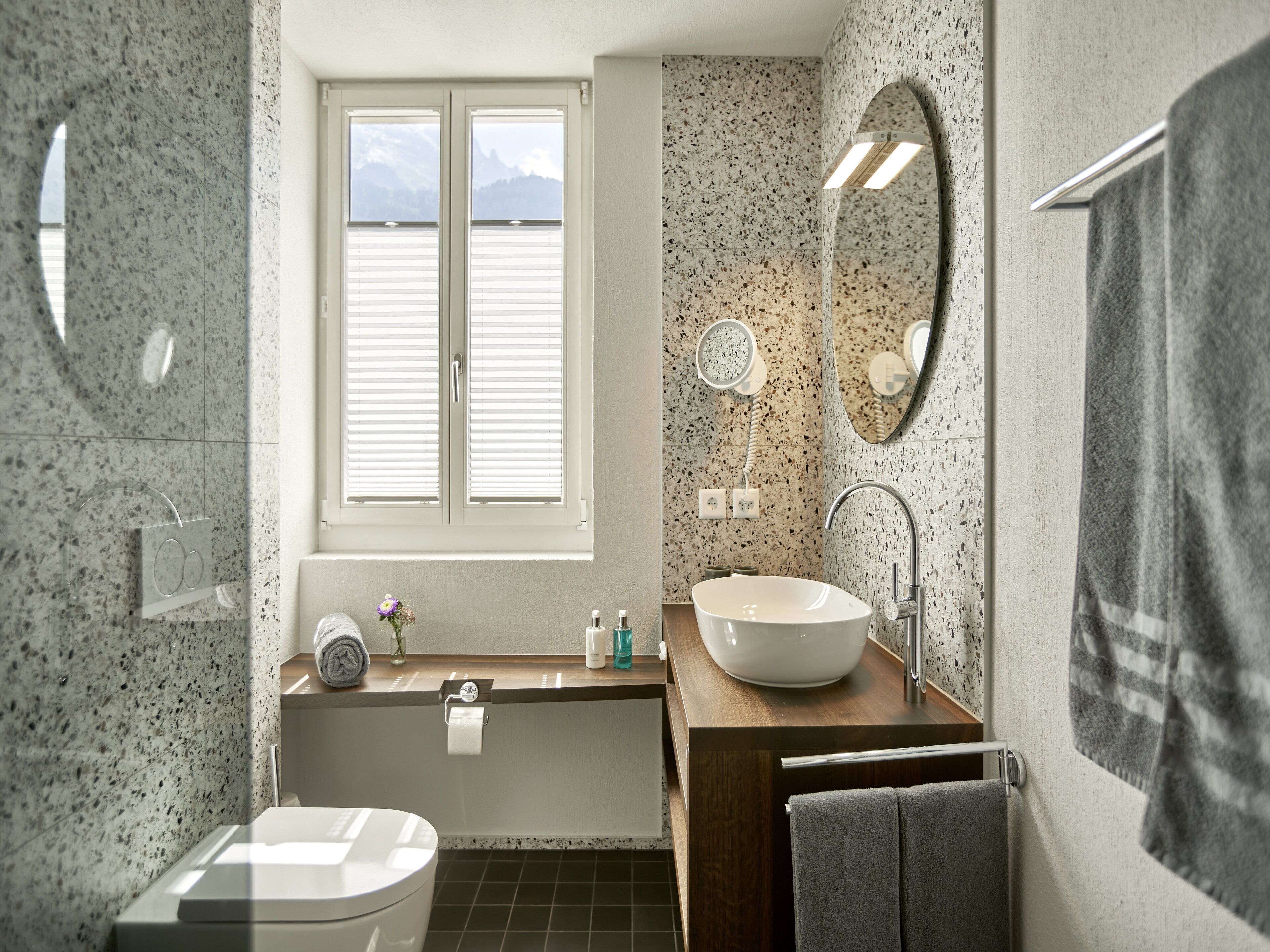 superior double room, mountain view | bathroom | shower, hair dryer, towels