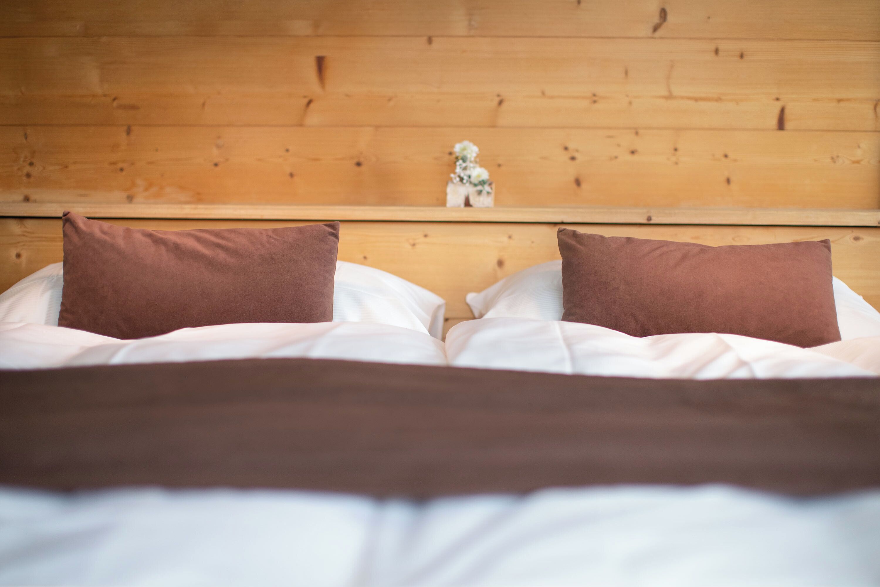 Economy Room, Multiple Beds | Premium bedding, minibar, in-room safe, individually furnished