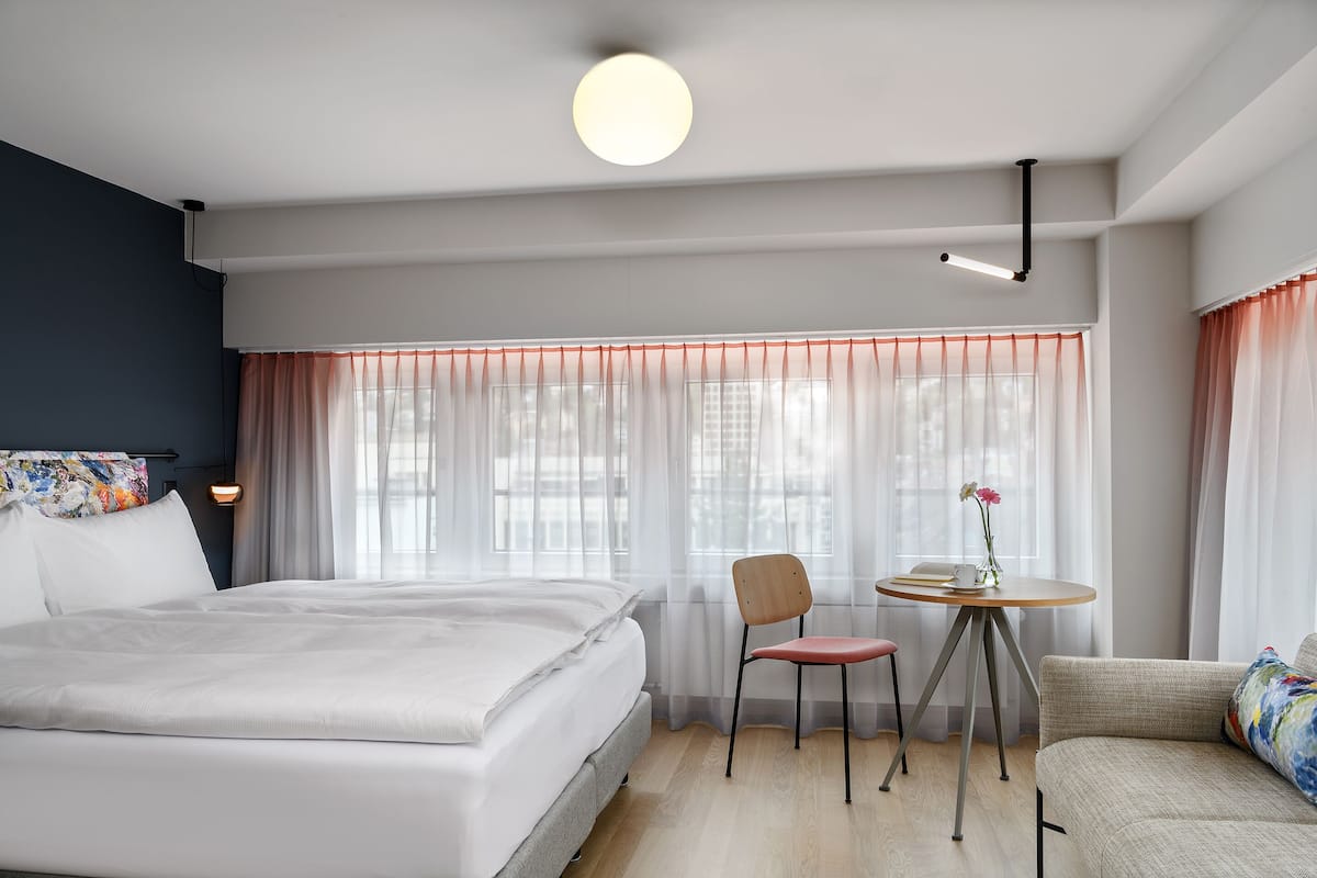 Superior Double Room | 1 bedroom, premium bedding, minibar, in-room safe