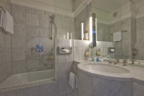 Panoramic Single Room | Hypo-allergenic bedding, down comforters, free minibar, in-room safe - Schweizerhof Swiss Quality Hotel (St. Moritz)