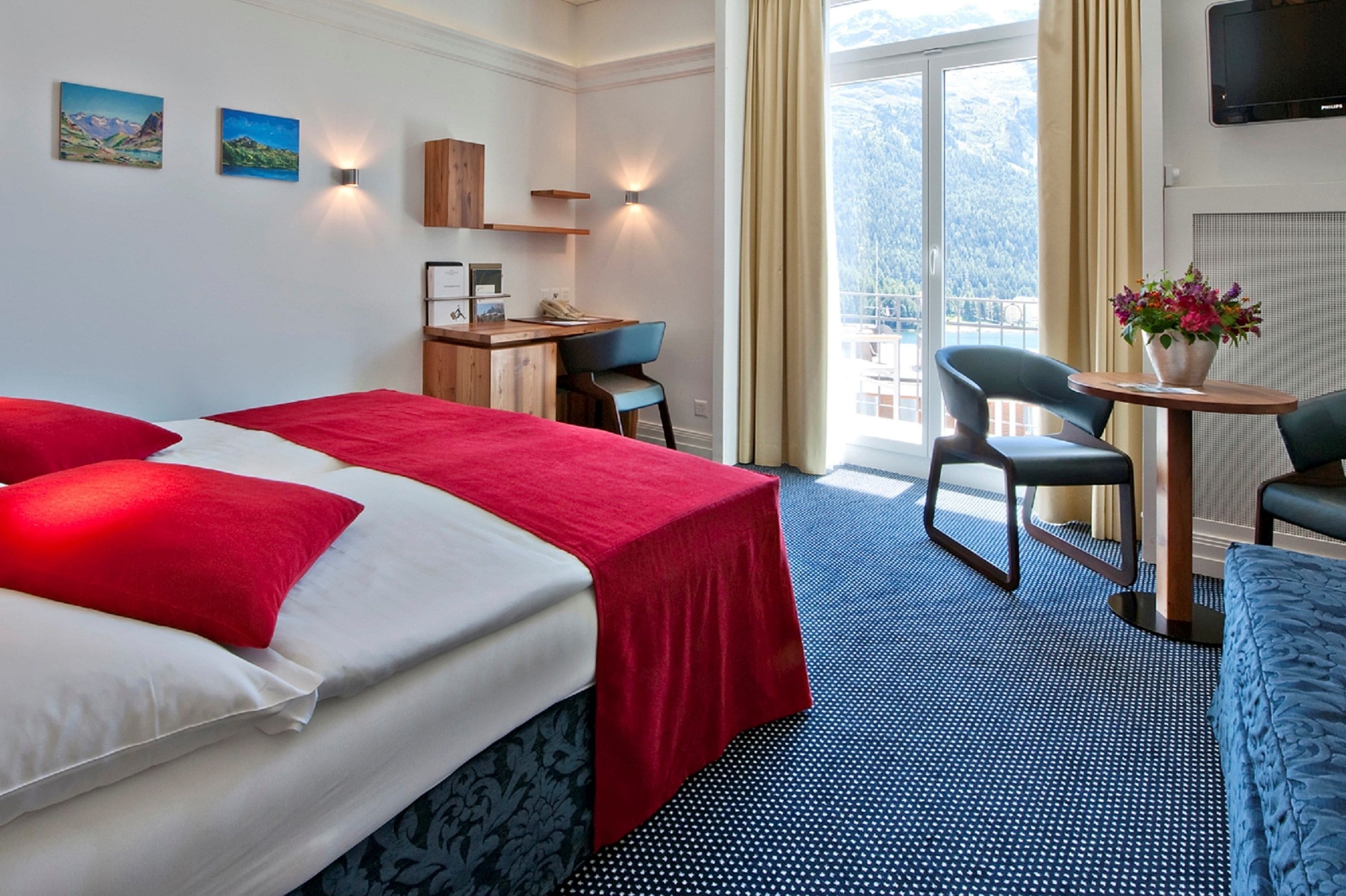 superior double room, lake view | 1 bedroom, hypo-allergenic bedding, down duvets, minibar