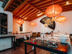 2 restaurants, dinner served - Hotel Krone (Thun)