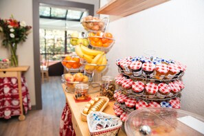 Desayuno buffet incluido todos los días