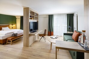 1 bedroom, in-room safe, free WiFi, bed sheets