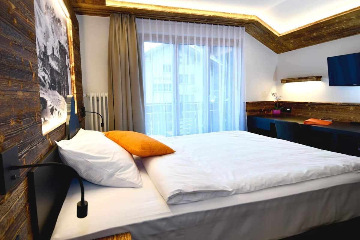 Superior Single Room