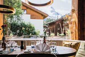 Frühstück und Abendessen