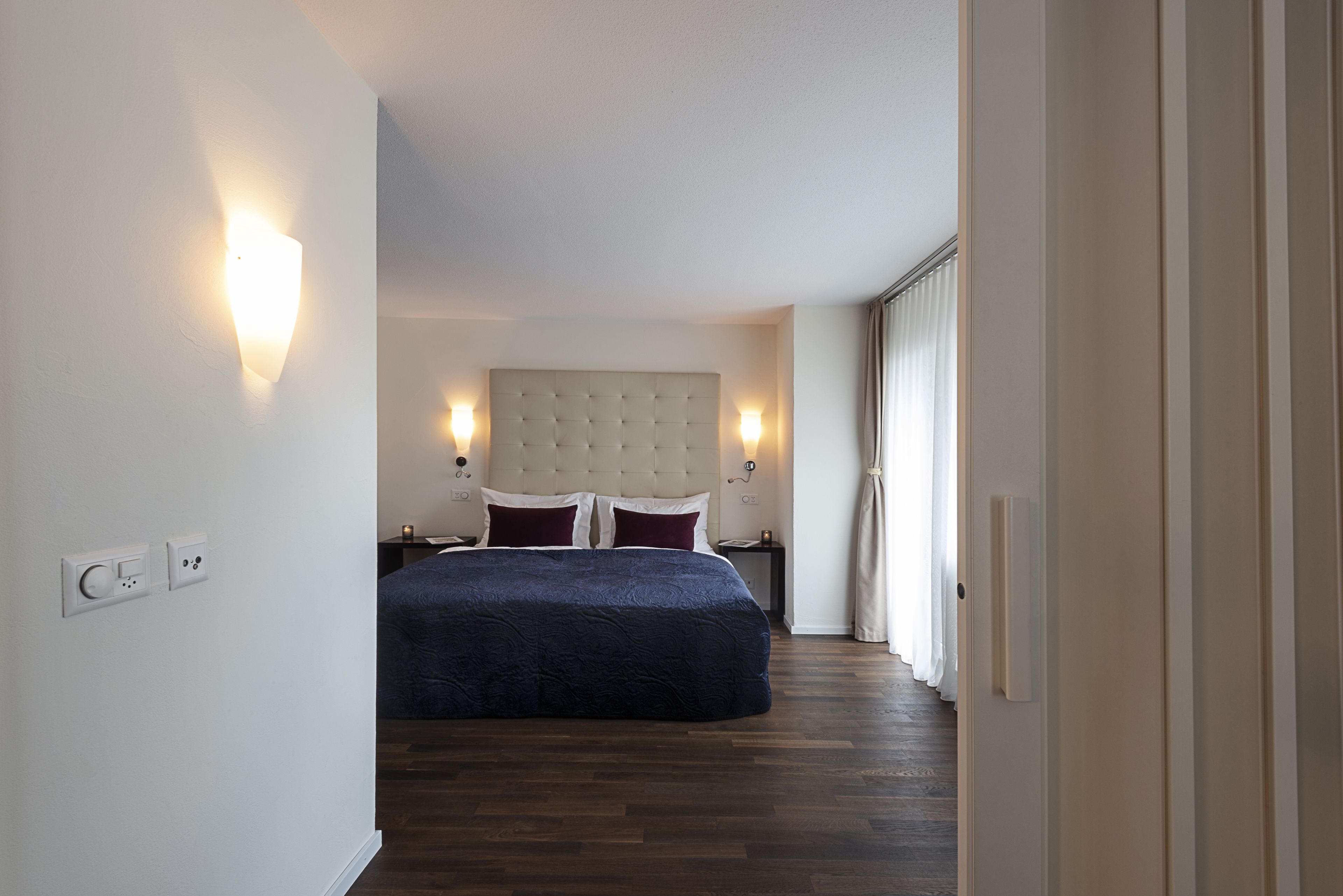 junior suite | 1 bedroom, hypo-allergenic bedding, minibar, in-room safe