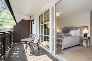 Allergitestet sengetøy, minibar, safe på rommet og skrivebord