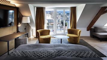 Ropa de cama hipoalergénica y minibar