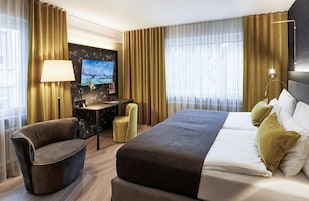 Superior Twin Room | Peralatan tempat tidur hipoalergenik, bar mini, peti besi dalam bilik 