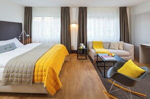 Superior Double Room | Premium bedding, down comforters, minibar, in-room safe - Hotel Rössli (Zürich)