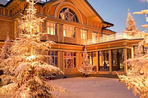 Front of property – evening/night