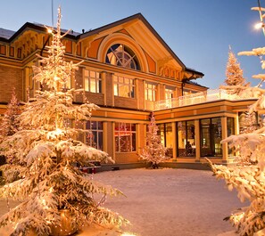 Front of property – evening/night